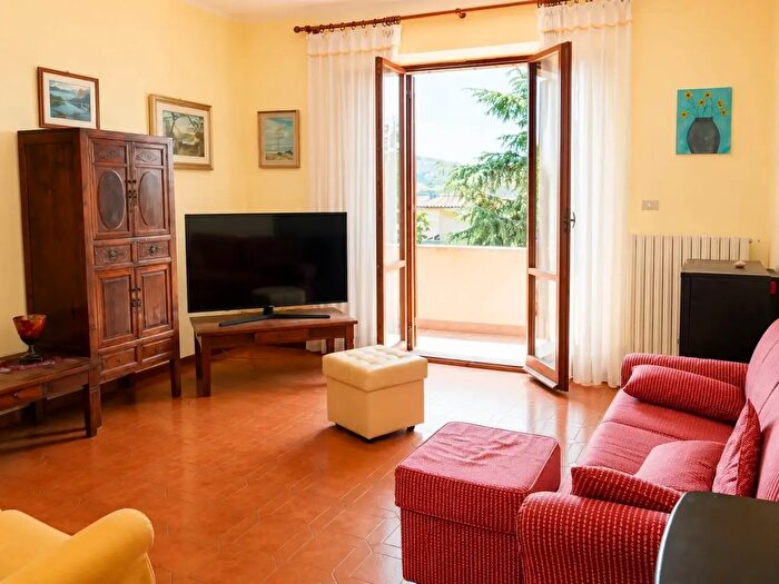 Casa con 12 locali in vendita in Monte Porzio