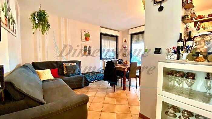 Appartamento quadrilocale in vendita in Via Giovanni Pegolotti, Cecina