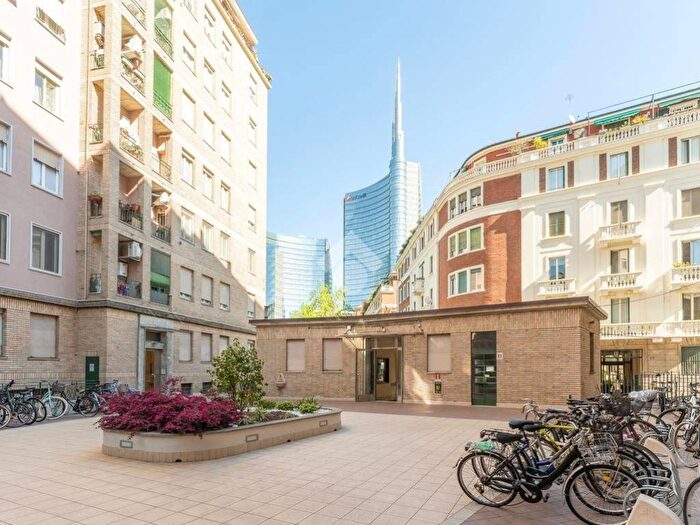 Appartamento quadrilocale in affitto in Via Carlo de Cristoforis, Garibaldi Corso Como, Milano