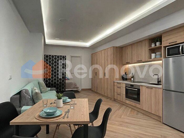 Appartamento monolocale in affitto in Via Spalato, Isola, Milano