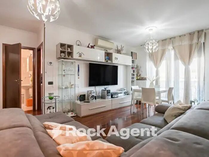 Appartamento trilocale in vendita in Viale G Marconi d, Dalmine