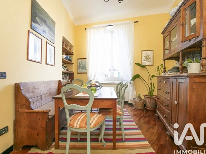 Appartamento con 5 locali in vendita in Via Garibaldi, Genova
