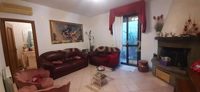 Casa con 7 locali in vendita in Via Belgio, Grosseto