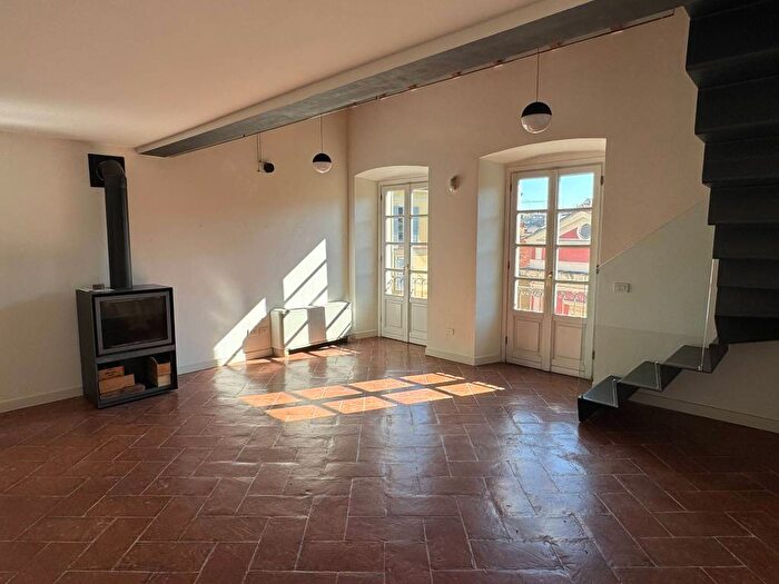Casa quadrilocale in affitto in Via Festa del Perdono, Missori, Milano