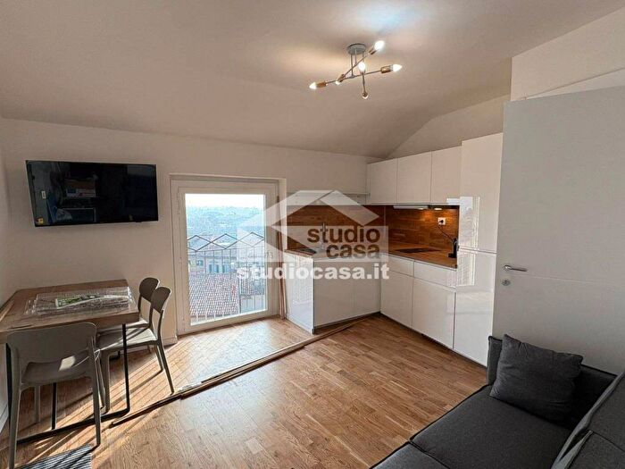 Appartamento bilocale in affitto in Centro, Bergamo