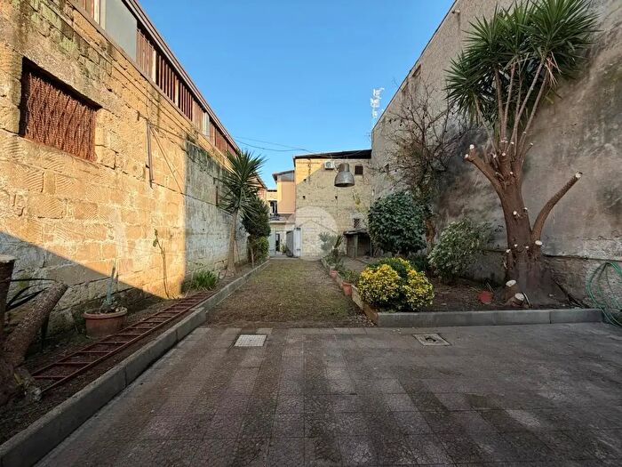 Appartamento trilocale in vendita in Via Francesco Russo, Afragola