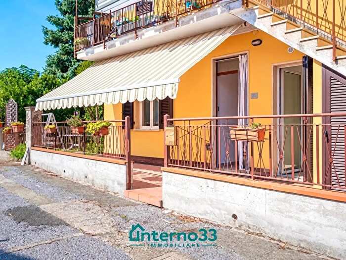 Appartamento quadrilocale in vendita in Via Turì, Sarzana