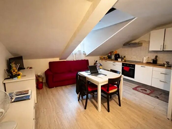 Appartamento bilocale in affitto in Via Giacinto Carena, Torino