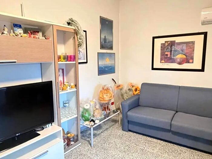 Appartamento trilocale in vendita in Via Malvitano, Falerna