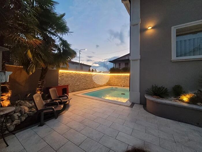 Casa quadrilocale in vendita in Viale Giornate, Ospitaletto