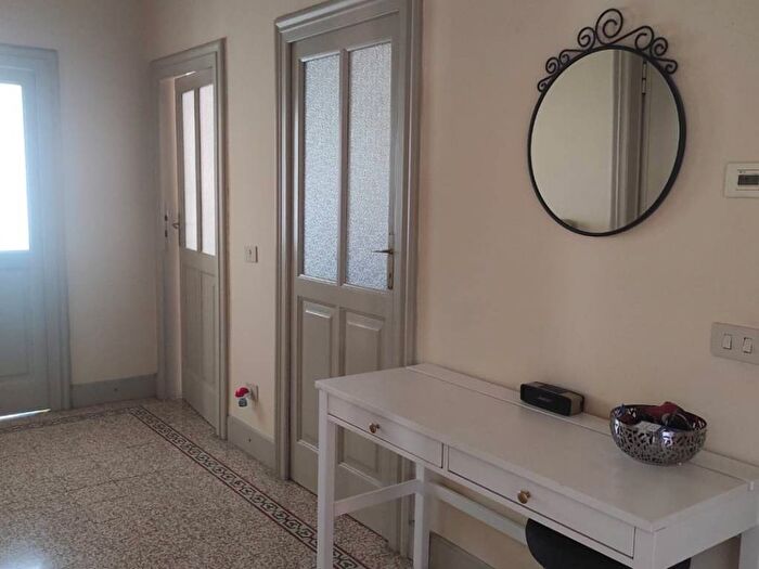 Appartamento con 5 locali in affitto in Villetta, Parma
