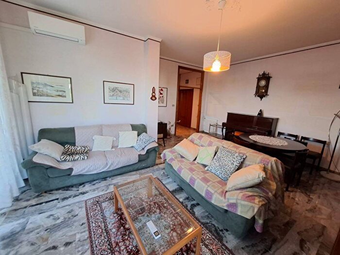 Appartamento con 6 locali in affitto in Via Francesco Saverio Mercadante, San Ruffillo, Bologna