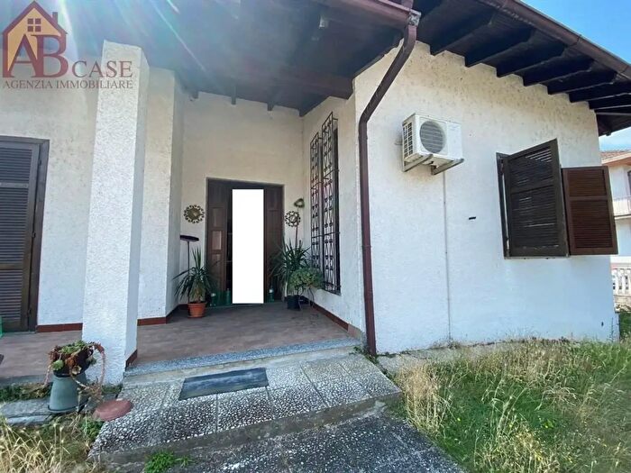 Casa trilocale in vendita in Via Mazzini, Gambolo