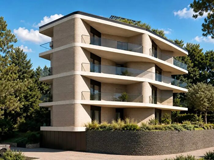 Appartamento quadrilocale in vendita in Via Marzo, Ancona