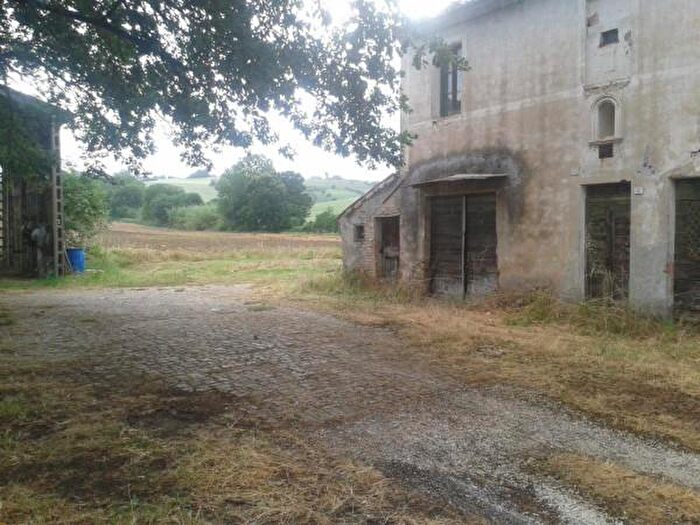 Casa con 6 locali in vendita in Via Rovegliano, Monte Roberto