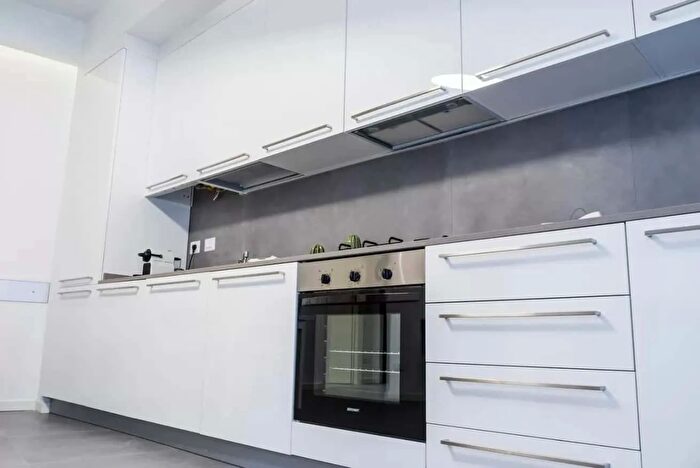 Appartamento monolocale in affitto in Via San Gerolamo Emiliani, Milano