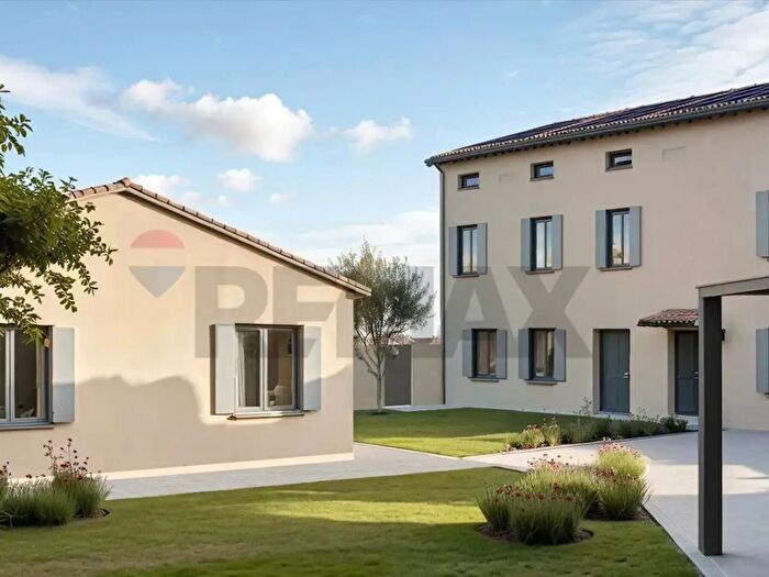 Appartamento trilocale in vendita in Ghiarone, Gualtieri