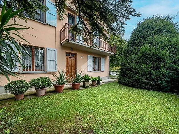 Appartamento trilocale in vendita in Strada per S Ilario, Montecchio Emilia