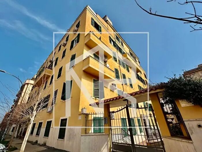 Appartamento bilocale in vendita in Via Giuseppe Cei, Roma