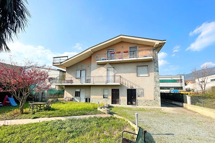 Casa con 10 locali in vendita in Via SantAmbrogio, Villar Dora