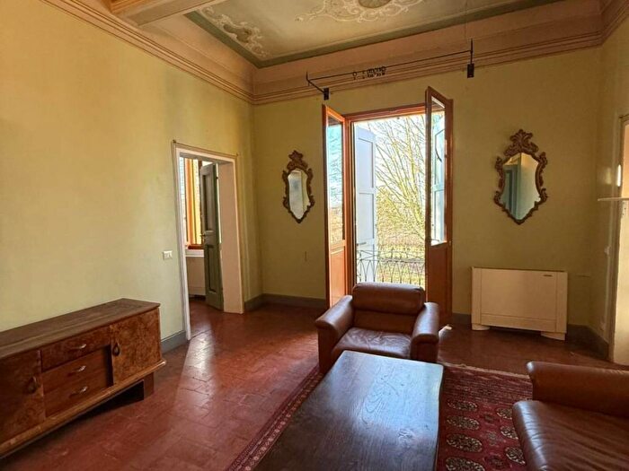 Casa quadrilocale in affitto in Torrazzi, Modena