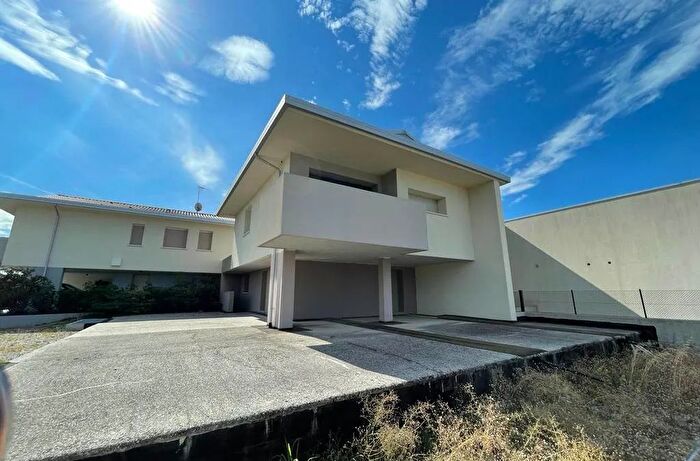 Appartamento quadrilocale in vendita in Montebelluna Via Achille Grandi, Montebelluna