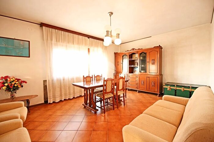 Casa con 5 locali in vendita in Strada Mestrina, Noale