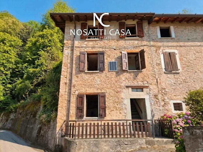 Casa trilocale in vendita in Via Milano, Provaglio Val Sabbia