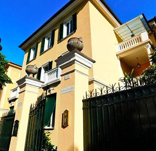 Appartamento con 6 locali in affitto in Centro, Levanto