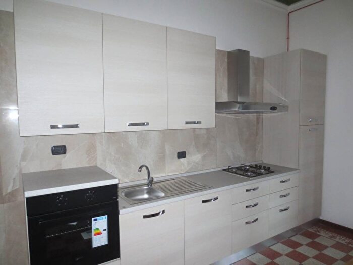 Appartamento trilocale in affitto in Piazza Aspromonte, Città Studi, Milano