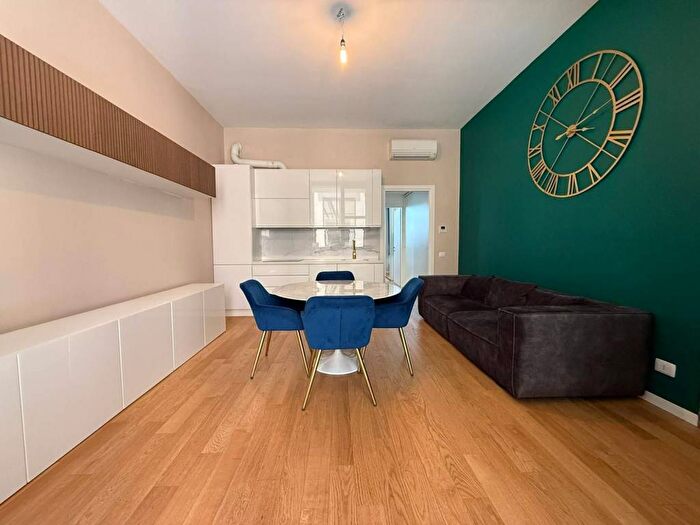 Appartamento bilocale in affitto in Via Selvanesco, Gratosoglio, Milano