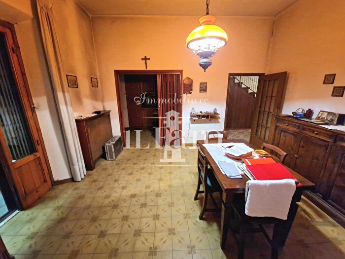 Casa con 5 locali in vendita in Uglielmo Marconi, Campi Bisenzio