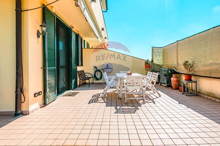 Casa trilocale in vendita in Via Milano, Dairago