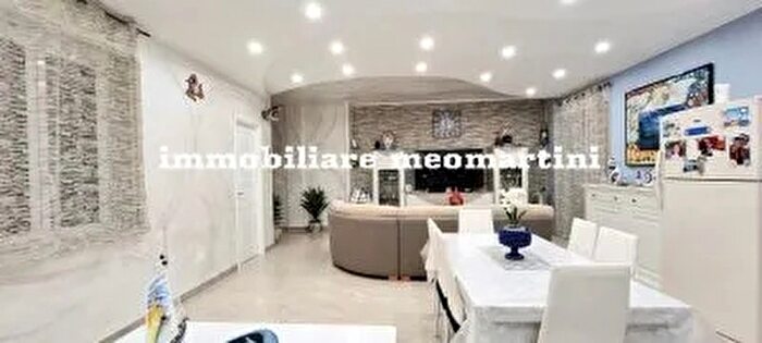 Appartamento con 5 locali in vendita in Via Salvatore Monteforte Siracusa Sr, Siracusa