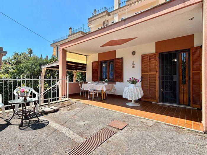 Casa trilocale in vendita in Via Milano, Centro, Pietra Ligure