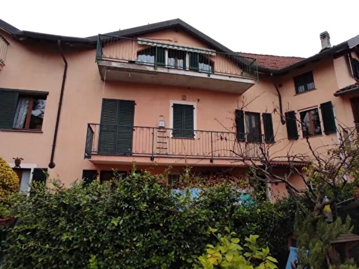 Casa quadrilocale in vendita in Vespolate Novara Piemonte Italia, Vespolate