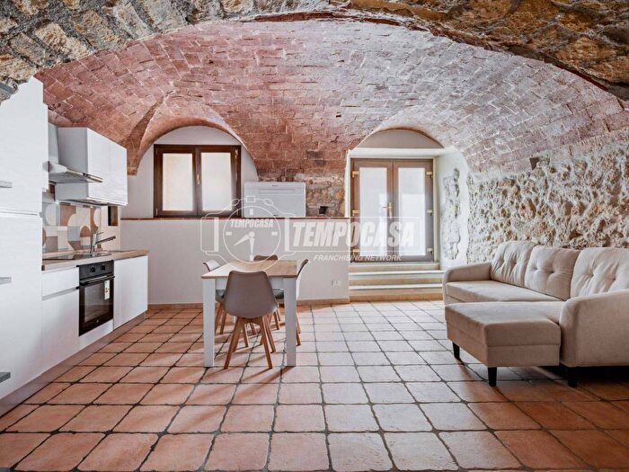 Appartamento monolocale in affitto in Via XX Settembre, Centro Storico, Tarquinia