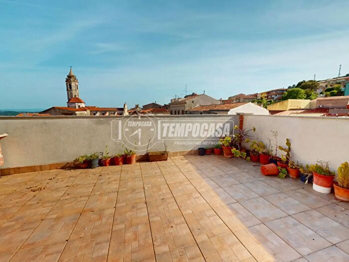 Casa con 6 locali in vendita in Corso Vittorio Emanuele, Nulvi