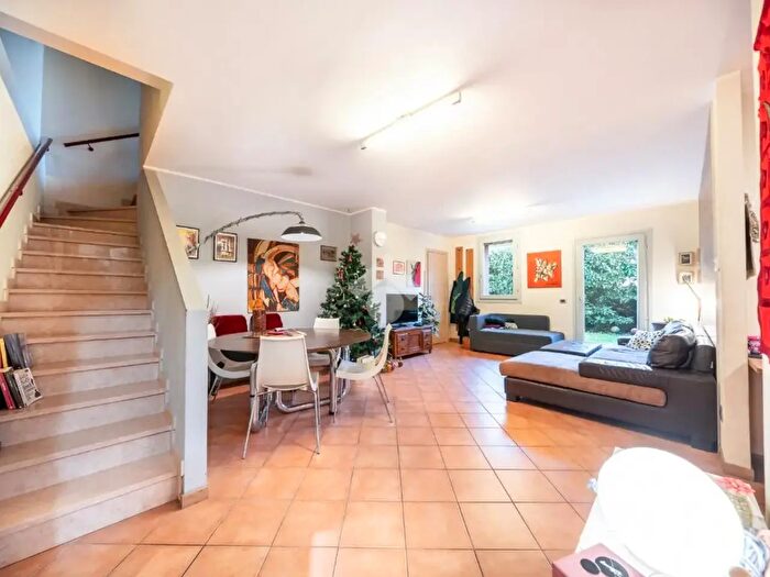 Appartamento quadrilocale in vendita in Via Gherardo Strucchi, Reggio Emilia