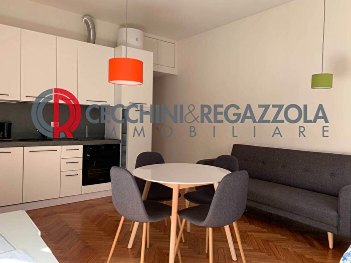 Appartamento bilocale in affitto in Via Giovanni Schiaparelli, Centrale, Milano