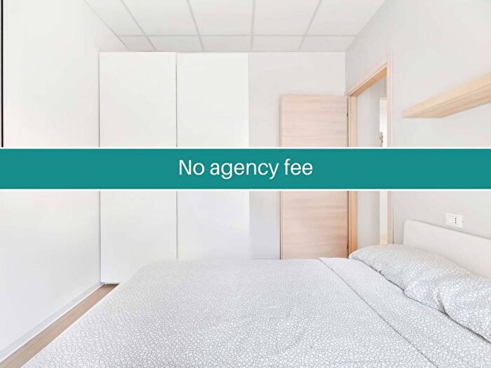 Appartamento con 6 locali in affitto in Via Privata Deruta, Udine, Milano