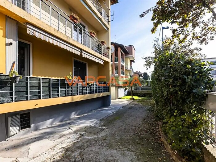 Appartamento trilocale in vendita in Via Balilla, Romano Di Lombardia