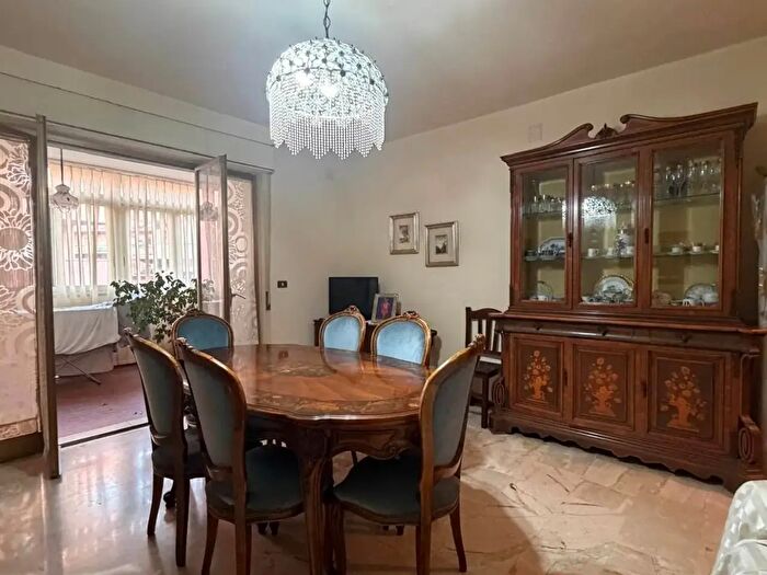 Appartamento trilocale in vendita in Via Lia Vico I, Reggio Calabria