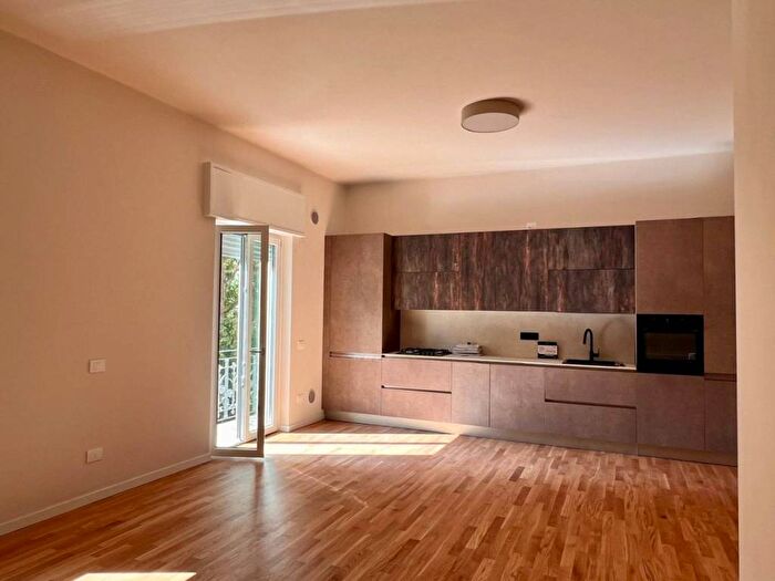 Appartamento quadrilocale in affitto in Contra Valmerlara, Centro Storico, Vicenza