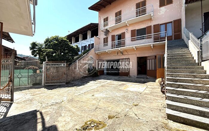 Casa quadrilocale in vendita in Via Torino, Cossano Canavese