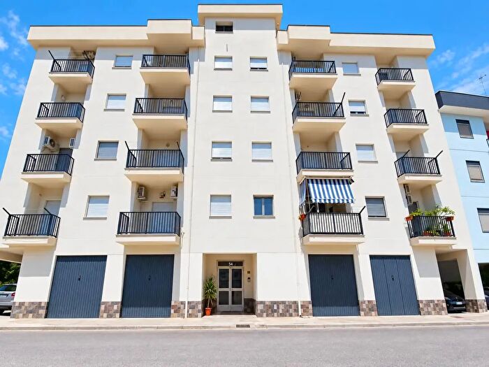 Appartamento con 5 locali in vendita in Vicolo Punta Bianca, Agrigento