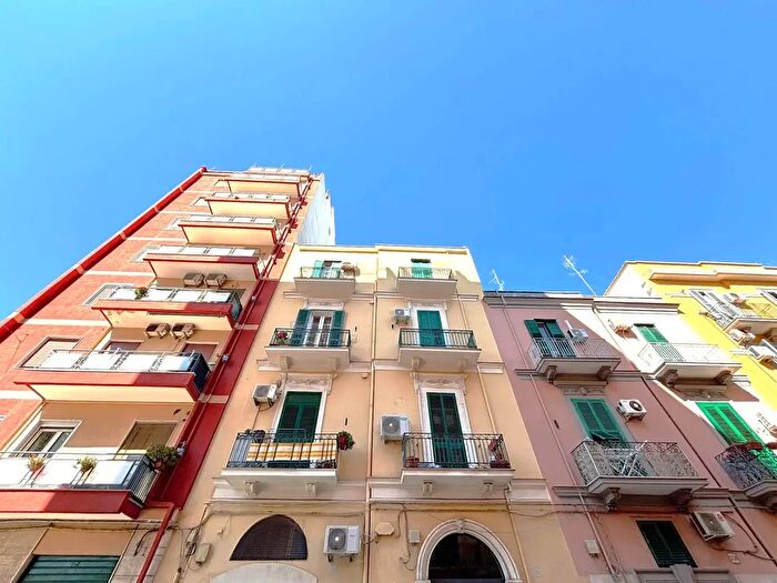 Appartamento trilocale in vendita in Via Giovan Battista Trevisani, Bari