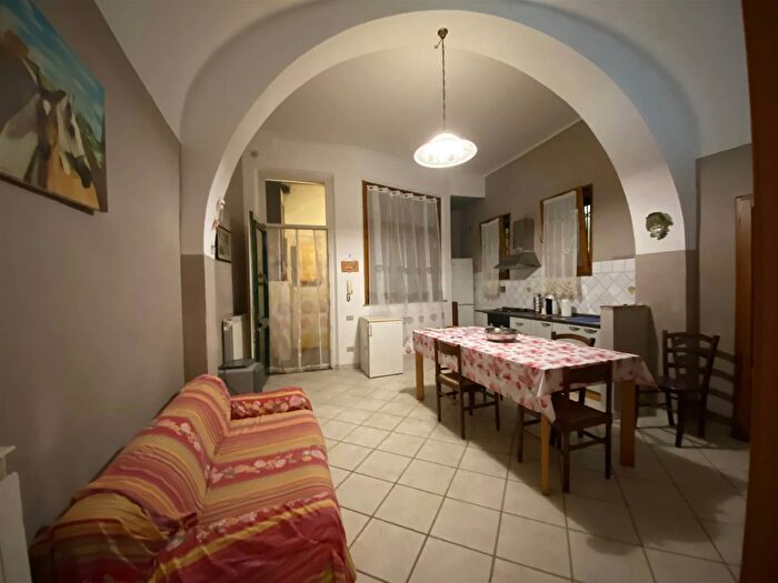 Casa bilocale in vendita in Via II Giugno a Certaldo Firenze, Certaldo