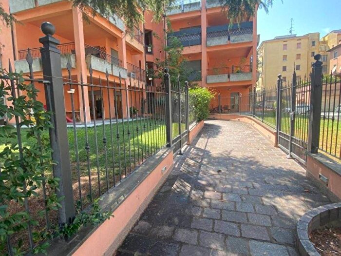 Casa con 6 locali in affitto in Viale Anteo ed Erasmo Viotti, Stadio Cittadella, Parma