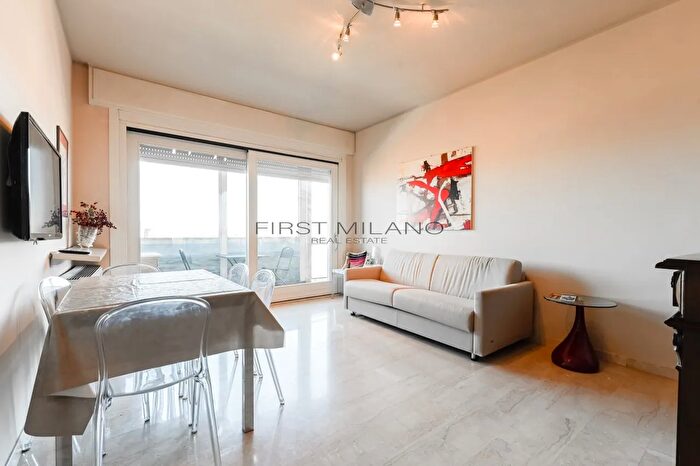 Appartamento bilocale in affitto in Via Melchiorre Gioia, Milano